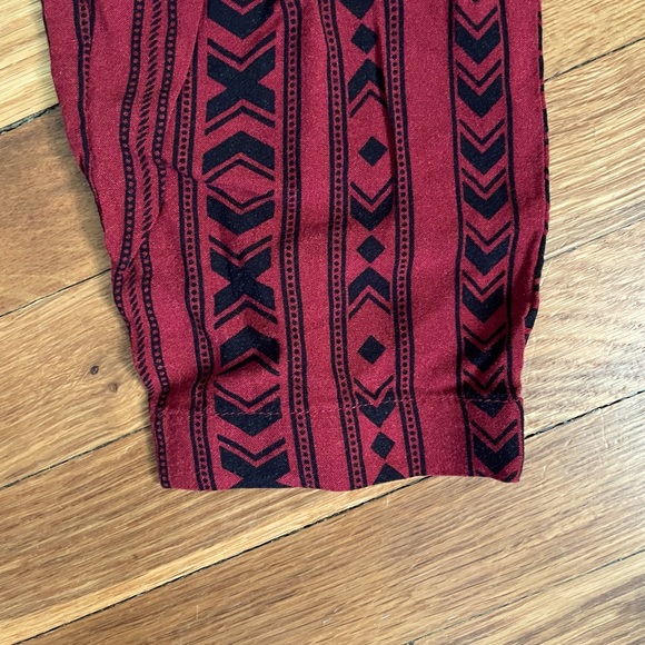 Linen High Waisted Aztec Patterned Jogger Pants! - Picture 4 of 4